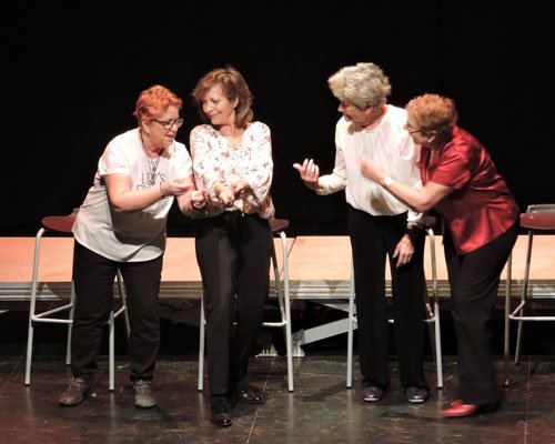 Escenas teatrales en los Premios Mujer, jueves 7 de marzo